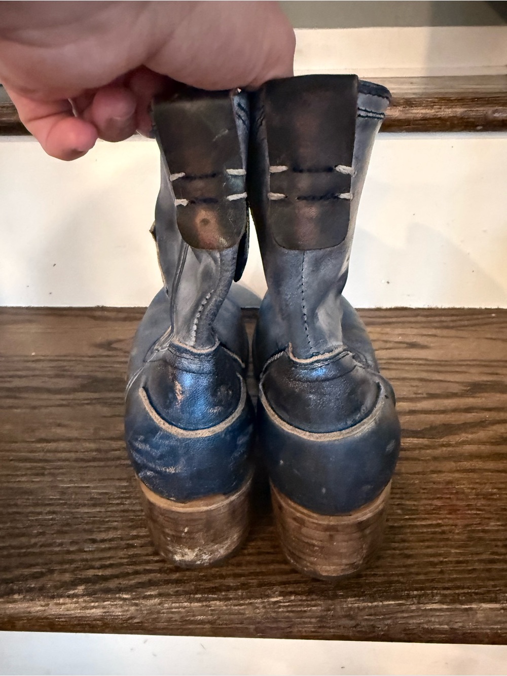 Freebird * Blue Ramone* size 8Metallic Blue Leather Ankle Boots with Side Zipper - Picture 7 of 12